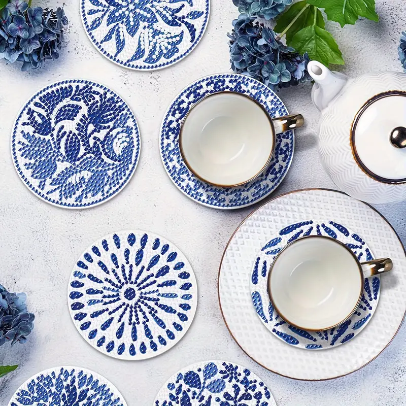 Mavi Beyaz Porselen Temalı Elmas Boyama Bardak Altlığı Seti