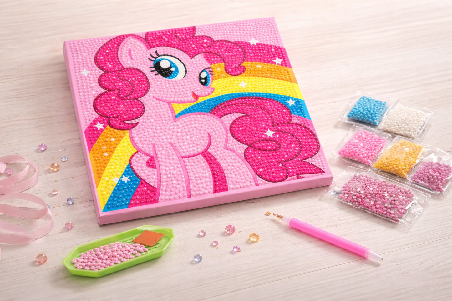 Sevimli Pony Elmas Boyama Çıtalı Kanvas Tablo – 30x30 cm DIY Diamond Painting Seti