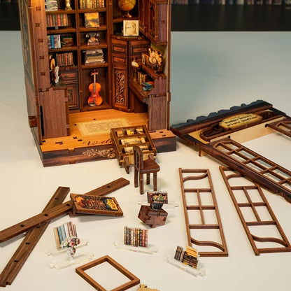 Twilight Library Book Nook – LED’li Dekoratif Minyatür Kütüphane Maket Kiti, Kendin Yap